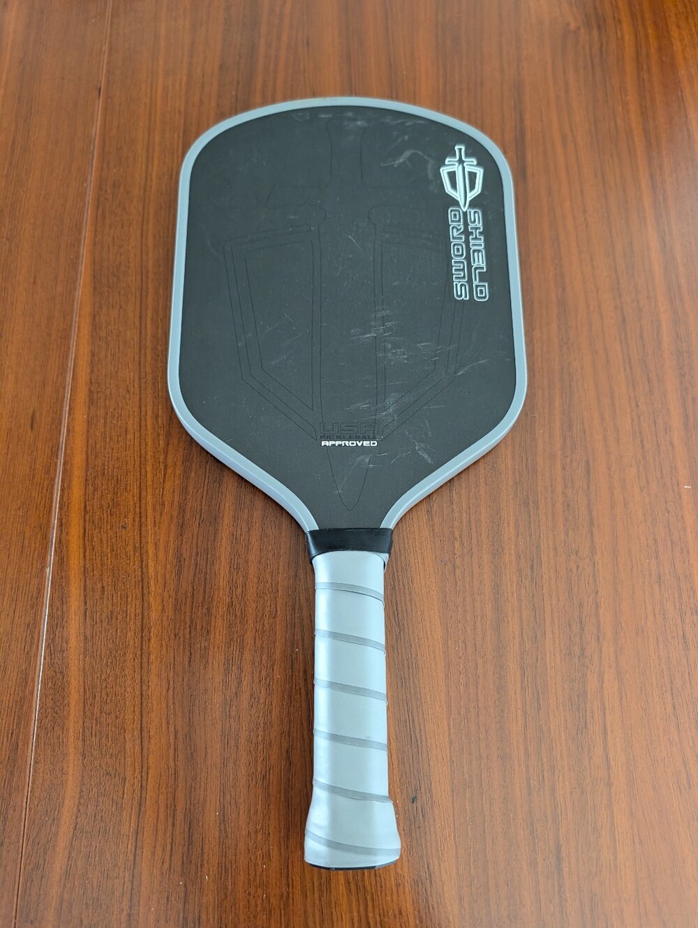 Honolulu Pickleball Company J2NF 16mm Sword & Shield Paddle Black Gray Pre Owned